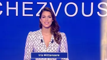 La combinaison imprimée de Iris Mittenaere dans Tirage de l'Euromilions le 17 avril 2020
