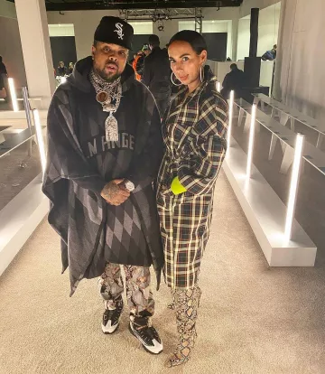 La gorra New Era de los Medias Blancas de Chicago usada por Westside Gunn en su cuenta de Instagram @westsidegunn