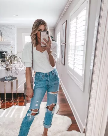 Puff Manches des Pulls de Becky Hillyard sur l'Instagram account @cellajaneblog