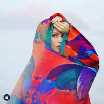 The pareo Innangelo worn by Inna Zobova on the account Instagram of @innangelo