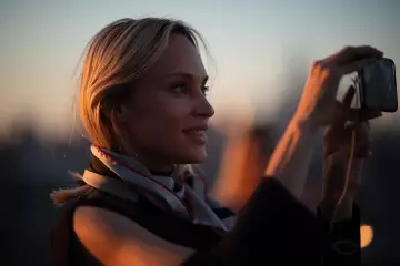 The silk scarf "Chaplin" by Innangelo worn by Inna Zobova on his account Instagram @innazobovareal