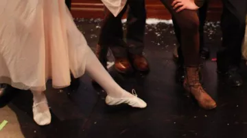 Light pink ballet slippers worn by Annie Edison (Alison Brie) in Community (S03E10)