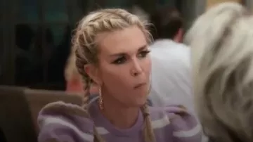 Carmine Cerceaux de boucle d'Oreille portées par Tinsley Mortimer dans Le Real Housewives of New York City la Saison 12 Épisode 3