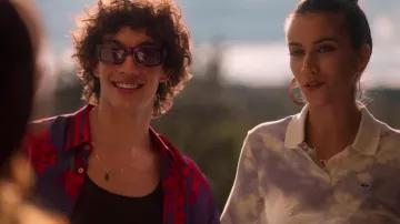 Lacoste Tie and Dye Purple Tank Polo worn by Rebeca (Claudia Salas) in Elite (S03E02)