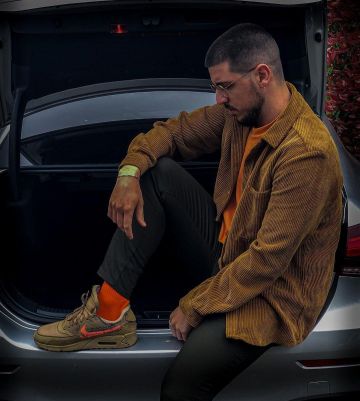 La paire de Nike Air Max 90 Off-White Desert Ore portée par Romain sur son compte Instagram @just_match_it