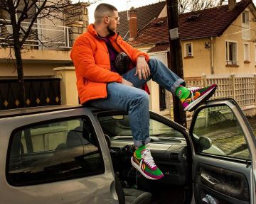 Les sneakers Nike LD Waffle Sacai Pine Green portées par Romain sur son compte Instagram @just_match_it