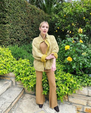 H&M Rib Pantalón de punto usado por Emma Roberts Instagram abril 20, 2020