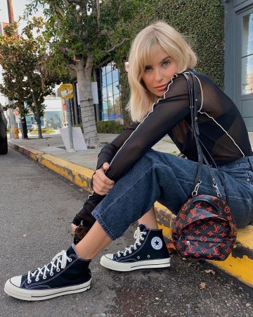 Converse Chuck Taylor All Star Classic Sneakers de Xenia Adonts en su cuenta de Instagram @xeniaadonts