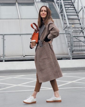 Veja Sneak­ers of Louise Roe on the Instagram account @louiseroe