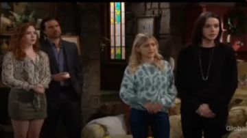 Elizabeth y James Hudson Fringe Top usado por Tessa Porter (Cait Fairbanks) como se ve en The Young and the Restless 20 de abril de 2020