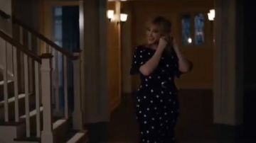 Vestido de lunares usado por Beth Boland (Christina Hendricks) en Good Girls Temporada 3 Episodio 9