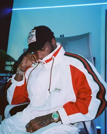 The cap Balenciaga worn by 6lack on his account Instagram 6lack Spotern