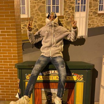 La chaqueta kith x Columbia que usó Yannou JR en su cuenta de Instagram @yannoujr 