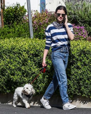 Ray Ban Club­mas­ter Sun­glass­es worn by Lucy Hale Los Angeles April 21, 2020