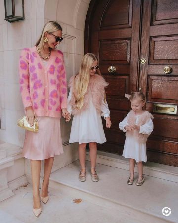 La Pochette en Cuir Métallisé Embrayage de Hannah Strafford-Taylor sur l'Instagram account @hannahstraffordtaylor