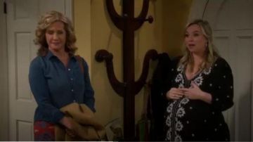 Black Embroidered Maxi Dress worn by Kristin Baxter (Amanda Fuller) in Last Man Standing Season 8 Episode 20