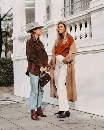 Pantalones Blancos de Kira en la cuenta de Instagram @shoppisticated