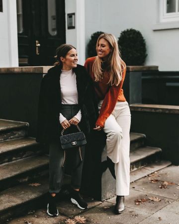 Chaqueta de piel sintética de Sonja en la cuenta de Instagram @shoppisticated