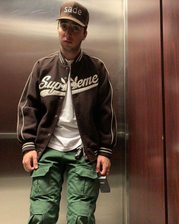 The wool jacket Supreme playboy worn by Zack Bia on her behalf Instagram @zackbia