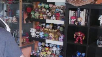 LinksTheSun's Daredevil Funko Pop figura en su video The Resurrected Fiend - WrestleMania 36 Review