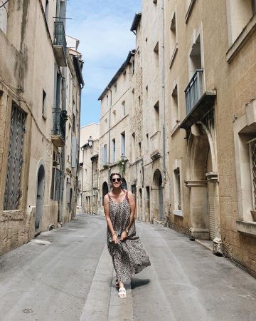 Gath­ered Leop­ard Maxi Dress of Lily Pebbles on the Instagram account @lilypebbles
