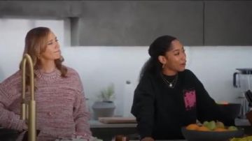 Over­sized Skulls Float­ing Sweat­shirt worn by Drea Barris (Iman Benson) in #blackAF Season 1 Episode 4