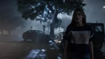 Topshop Modern Boxy Tee With Coloured Panels worn by Lydia Martin (Holland Roden) in Teen Wolf (S06E05)