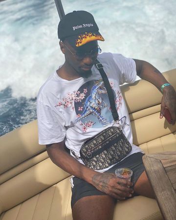 The cap flame Palm Angels reach by Dopebwoy on his account Instagram @dopebwoy