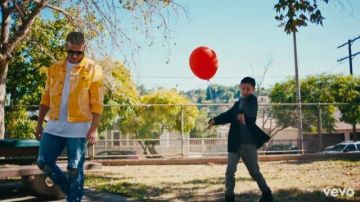 DJ Snake wears a yellow denim jacket in his music video A Different Way with Lauv