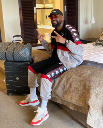 The zipped jacket Kappa range by Hiro on his account Instagram @hiroofficiel