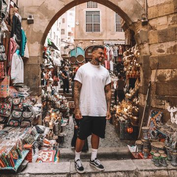 Les sneakers Vans Old Skool portées par Thibault Garcia sur son compte Instagram @thibaultgarcia