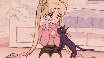 The khaki shorts of Sailor Moon (Stephanie Sheh) in Sailor Moon