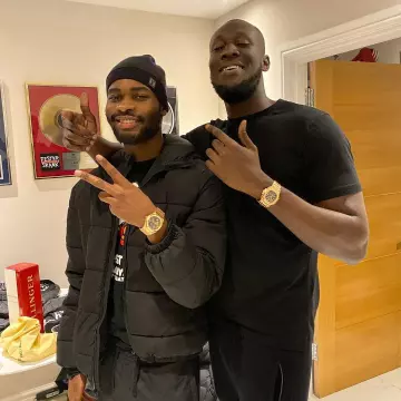 Le bonnet Louis Vuitton porté par David Omoregie sur son compte Instagram @santandave 