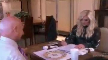 Camouflage Chandails portés par Erika Jayne Au Real Housewives de Beverly Hills Saison 10 Épisode 2