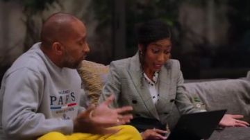 Camisa de estrella blanca usada por Drea Barris (Iman Benson) en #blackAF Temporada 1 Episodio 5