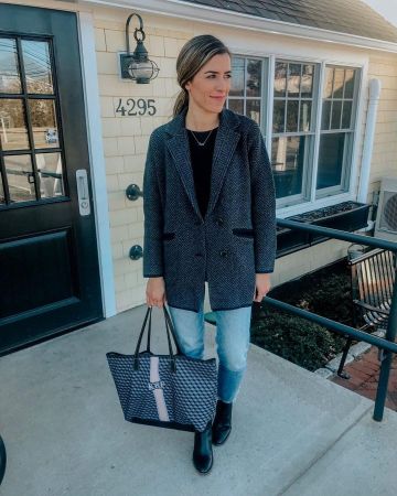 Regan Pull-on Boot de Kate en la cuenta de Instagram @pinesandpalms3