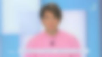 The sweatshirt short knotted pink Melanie Taravant in C to tell the 27.04.2020