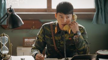 Omega Seamaster Diver 300M de la Céramique et Titane porté par le Rotary Jung Hyuk (Hyun Bin) dans Crash à l'Atterrissage sur Vous-même (Saison 1)