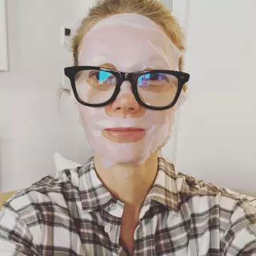 La chemise à carreaux de Gwyneth Paltrow sur son compte Instagram @gwynethpaltrow