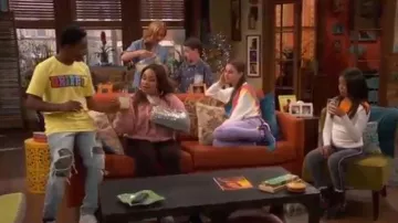 Stripe Raw Sweatshirt worn by Tess O'Malley (Sky Katz) in Raven's Home Season 3 Episode 25