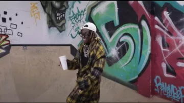 Amiri Jaune Surdimensionné Vérifié Mohair-blend Manteau porté par Lil Wayne dans son Piano Piège et Pas Moi (official Music Video)