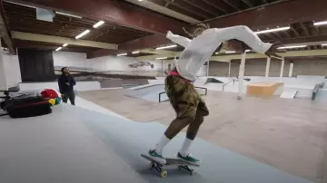 Vans Era TC Tide pool Green White Sneak­ers worn by Lil Wayne in his Piano Trap & Not Me (Official Music Video)