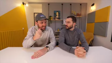 The watch Apple Watch Pierre Croce in the YouTube video It corrects the worst copies of students