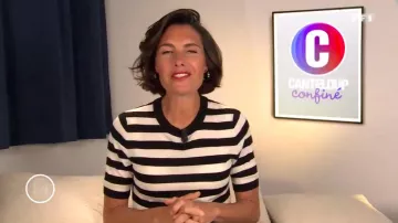 Le pull ras de cou rayé de Alessandra Sublet dans C'est Canteloup