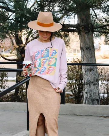 Benson Rancher Tri Hat de Lily Rose en la cuenta de Instagram @withlovelilyrose