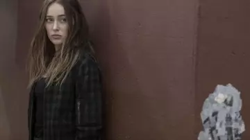 La veste zippée verte à carreaux d'Alicia Clark (Alycia Debnam Carey) dans Fear the Walking Dead S04E02