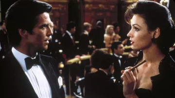 Brioni Tuxedo Suit worn by James Bond (Pierce Brosnan) in GoldenEye