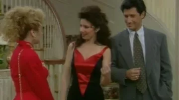 Discover outfits and fashion from Episode S2E1: on The Nanny