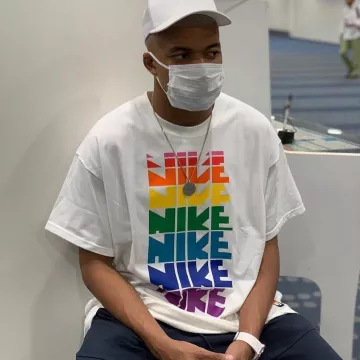 The Nike t-shirt worn by Kylian Mbappé on his account Instagram @k. mbappe 