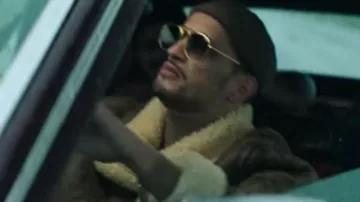 Le blouson en cuir col mouton de Soolking dans son clip Youv [BO DU FILM WALTER] 